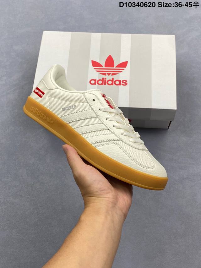阿迪达斯 德训鞋 Adidas Originals Samba Og Shoes 经典运动鞋小白鞋 T头鞋 女鞋 彰显休闲摩登风情的时尚经典鞋。它诞生于50年代