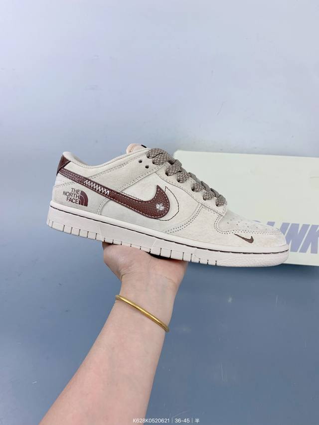 公司级 Nike Sb Dunk Low“北面蛇年联名 猪八咖啡勾” 周年高端定制 低帮休闲板鞋 定制鞋盒 大厂纯原品质出货 超高清洁度 皮料切割干净无任何毛边