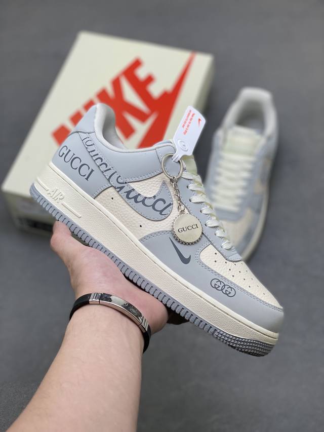 海外限量发售！公司级Nike Air Force 1 '07 Low 空军一号低帮 运动鞋 休闲鞋 折边针车 工艺难度大 原楦头原纸板 原装鞋盒 定制五金配件
