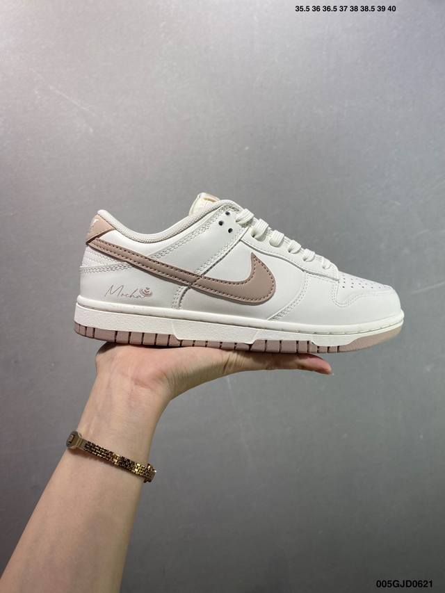 公司级Nike Dunk Low Retro 此款以简约大方的造型设计，给人以随性休闲的时尚格调，穿着舒适轻便，运动灵活自如，满足日常个性穿搭。 货号: Hf5