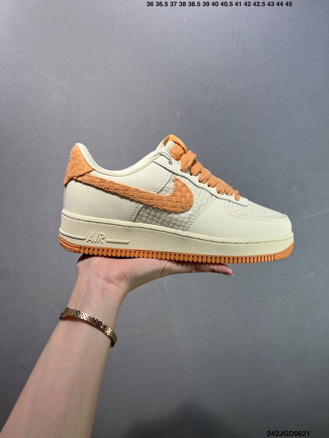 Nike Air Force 1 ‘07 Low “联名”空军一号 低帮 运动鞋 休闲鞋 折边针车 工艺难度大 原楦头原纸板 原装鞋盒 定制五金配件 内置全掌气