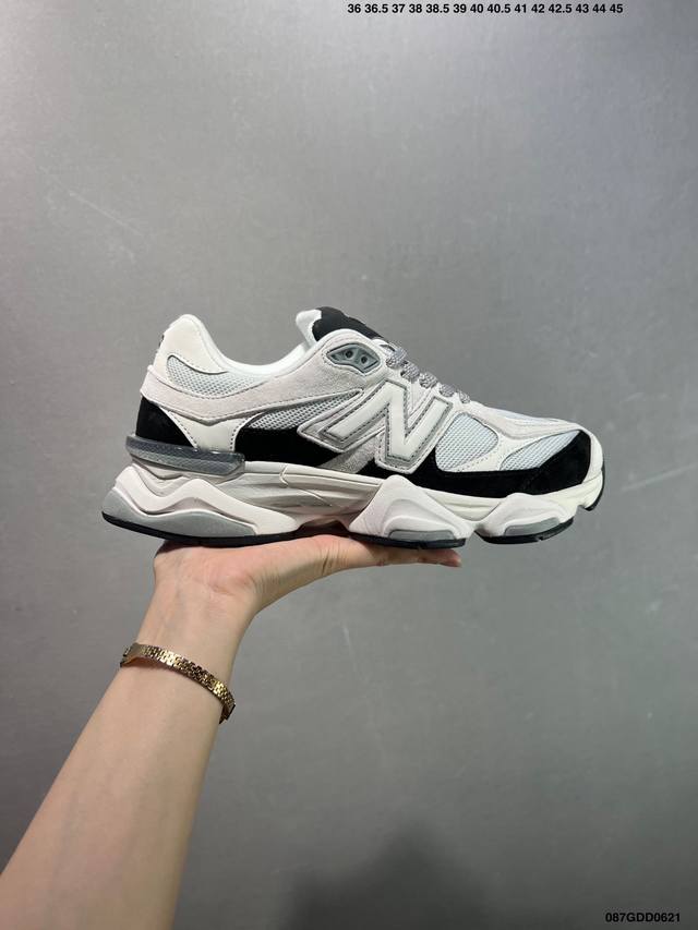 公司级Joe Freshgoods X New Balance Nb9060 联名款 复古休闲运动慢跑鞋 鞋款灵感源自设计师本人对夏日的怀日回忆。鞋面大身由空间