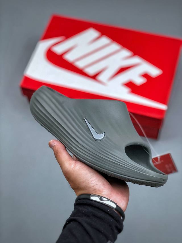 Nike Reactx Rejuven8 Slide 耐克夏日穿搭凉鞋 Hv4484-002 #采用质感柔软且出众回弹的 Reactx泡绵，缔造非凡舒适的日常穿