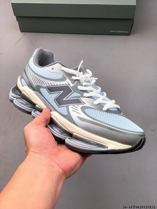 新百伦 New Balance Nb U 0Ea 运动跑步鞋。此复刻经典鞋款，加入当下大热的户外元素，以曾经篮球鞋款型式样加以打造鞋款造型。编织鞋带以及加强稳固