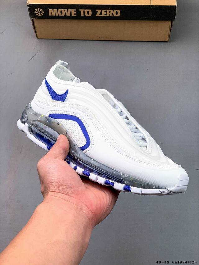 耐克Nike Air Max 97 Terrascape 全新运动休闲跑步鞋 采用回收材料制成，搭载Nike Grind中底。其他值得注意的细节包括鞋跟标签上的