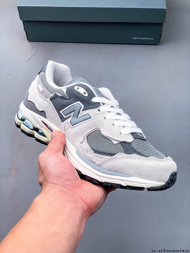 新百伦 New Balance Nb2002 复古运动鞋 Wl2002Ra全球首发专治各种不帅 鞋身轻便 舒适性相当不错 #原厂代工 正单规格生产 头层小牛皮