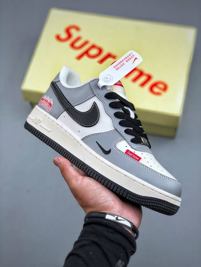Nike Air Force 1 ‘07 Sup联名 空军一号低帮休闲板鞋 原楦头原纸板 纯正空军版型 定制鞋盒 全掌内置全掌气垫 原厂中底钢印 拉帮完美 货号