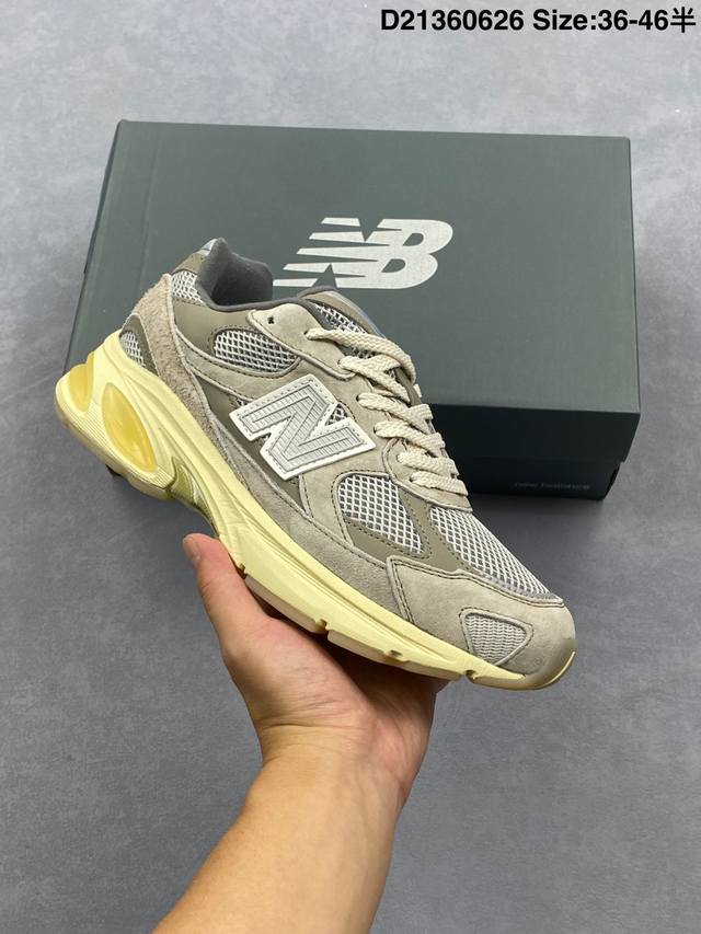 New Balance 2010系列 新百伦 复古老爹风网布跑步休闲运动鞋 新百伦经典配色 沿袭了面世之初的经典科技 以Encap中底配以升级版 N-Ergy缓