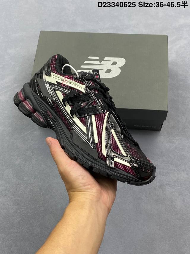 新百伦New Balance M1906系列 新百伦 复古单品宝藏老爹鞋款 复古元素叠加 质感超级棒 原楦版型材料细节做工精细 作为Nb最经典的档案鞋型之一 尺
