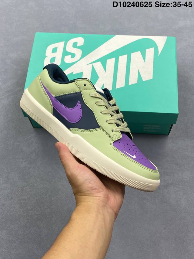 耐克Nike Sb Force 58 运动滑板鞋。这是一款将前沿创新带入街头的单品，它具有硫化杯底，具有出色的耐用性和灵活性。使用柔软皮革和绒面革，在饰面上放置