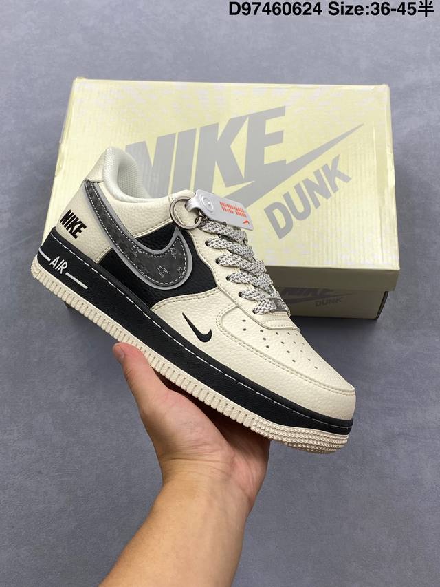耐克Nike Air Force 1 ‘07空军一号低帮百搭休闲运动板鞋。柔软、弹性十足的缓震性能和出色的中底设计，横跨复古与现代的外型结合，造就出风靡全球三十