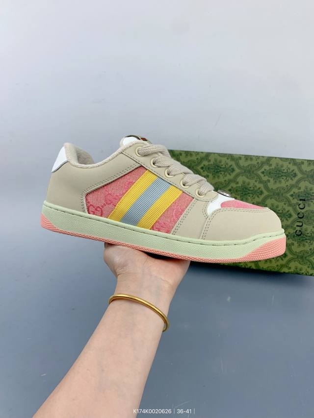 古驰男女鞋 Gucci Screener系列做旧脏脏鞋 空胶无胶工艺 闪钻鞋面时尚厚底增高复古板鞋潮运动鞋，复古学院风款式与融入怀旧运动服风格的面料风靡数十年，