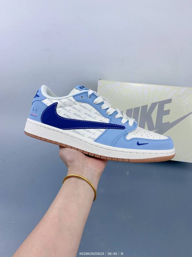 Travis Scott X Fragment Design X Jordan Air Jordan 1 Low Og Sp “Kaws联名 双蓝生胶” 多方联