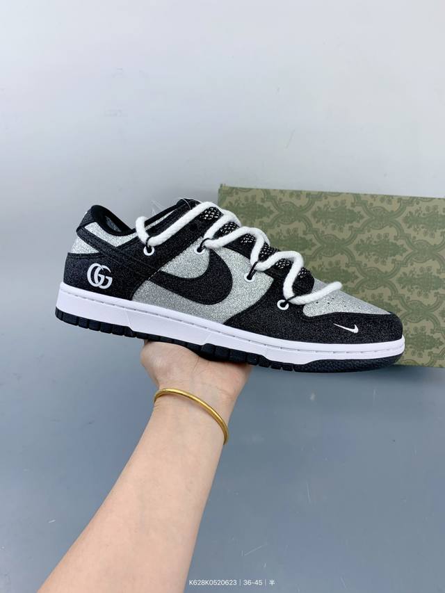 公司级 Nike Sb Dunk Low“古驰联名 满天星黑勾” 周年高端定制 低帮休闲板鞋 定制鞋盒 大厂纯原品质出货 超高清洁度 皮料切割干净无任何毛边 细