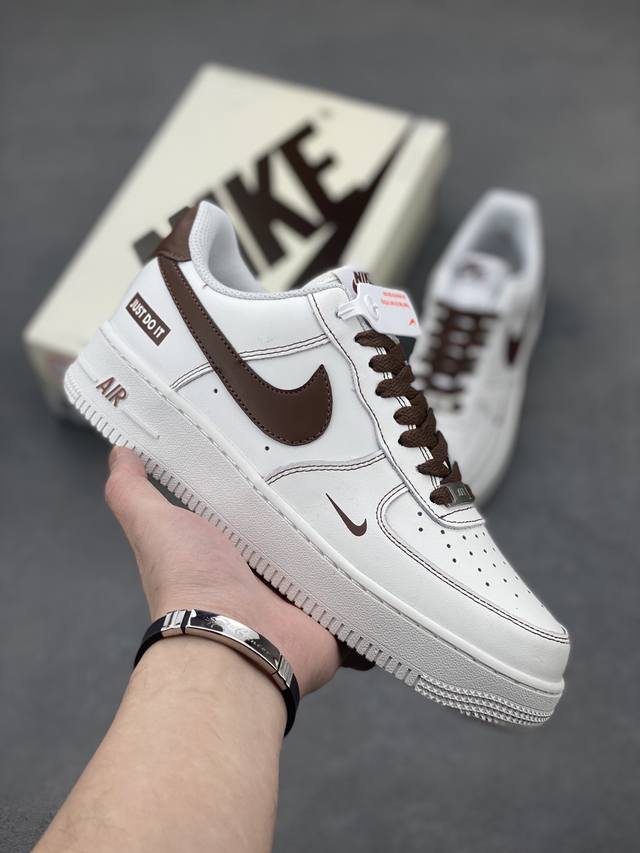工厂P套现 福利特价 原本地180版本 海外限量发售！公司级Nike Air Force 1 '07 Low 空军一号 低帮 运动鞋 休闲鞋 折边针车 工艺难度