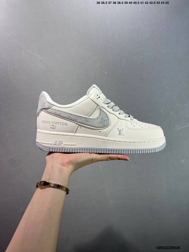公司级Nike Air Force 1 Low 联名 原楦头原纸板 打造纯正空军版型 专注外贸渠道 全掌内置蜂窝气垫 原盒配件 原厂中底钢印、拉帮完美 官方货号