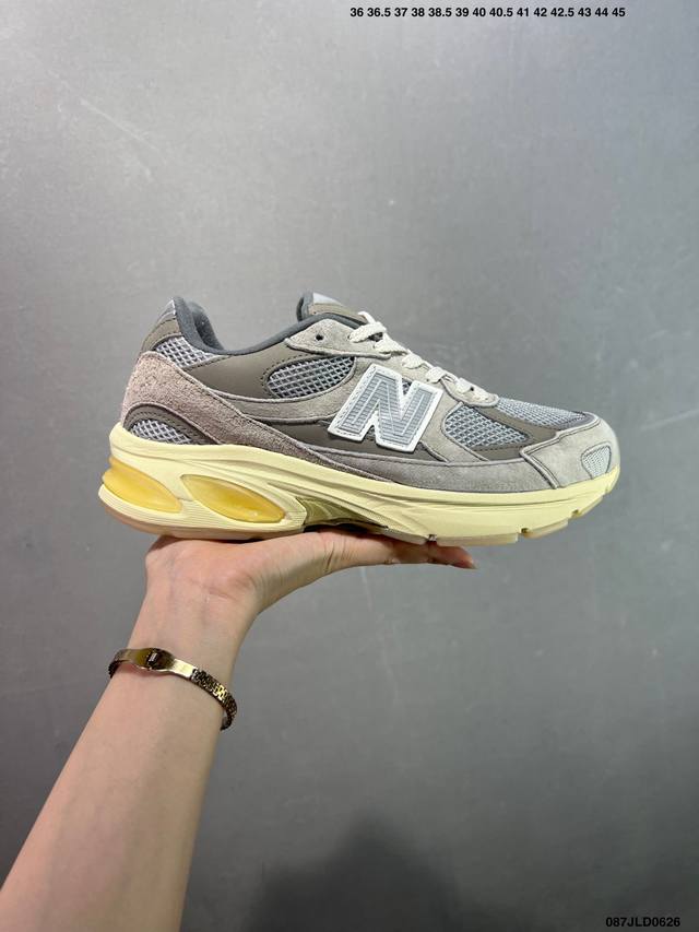 公司级Nb New Balance 2010系列 新百伦经典复古休闲运动板鞋 以Encap中底配以升级版 N-Ergy缓震物料 鞋面则采用特色的柔软麂皮搭以Ne