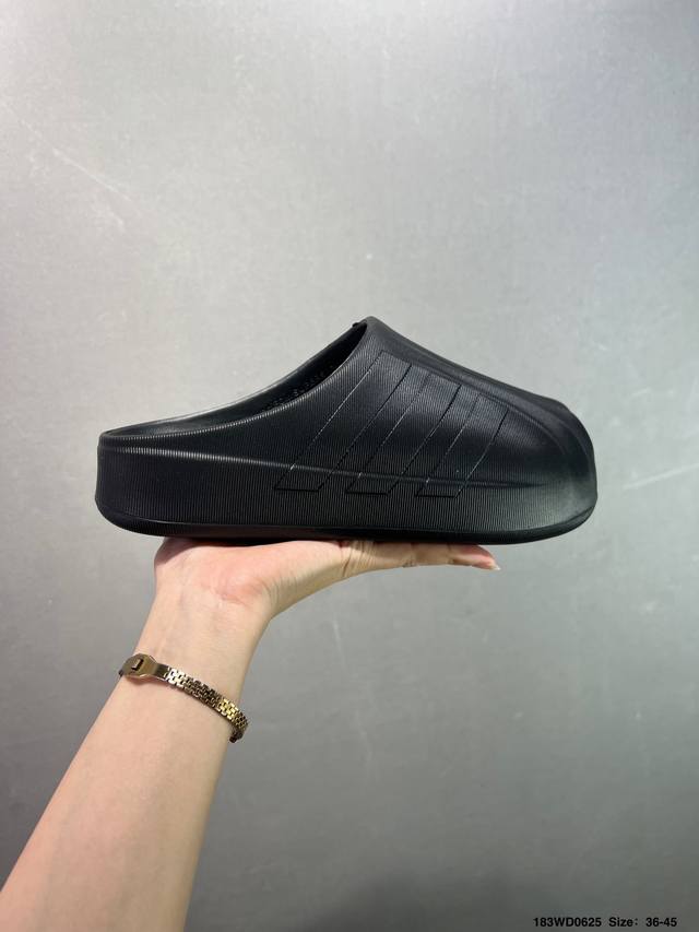 阿迪达斯Adidas Adilette Clogs Mule 莱特穆勒系列休闲运动室内外涉水包头露跟凉鞋式洞洞拖鞋 货号:If6184 尺码:36-45 Id: