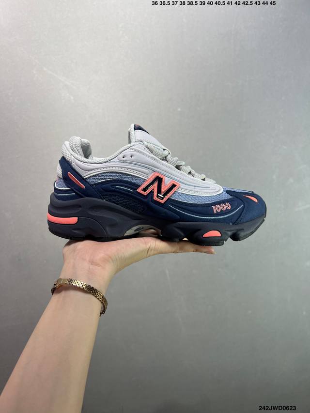 公司级新百伦New Balance 1000 系列低帮复古老爹风休闲运动跑步鞋 New Balance 在不同配色上其鞋面材质呈现不同感觉，无论是运动风抑或是高