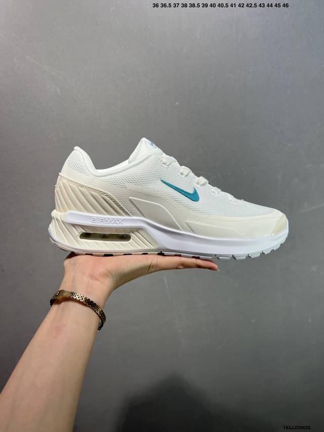 Nike Air Max Bia 缓震运动跑鞋 核心亮点在于其八腔气垫结构 根据不同部位设定的气压值专为行走设计 提供卓越的舒适感 鞋面的设计让人联想到上世纪9