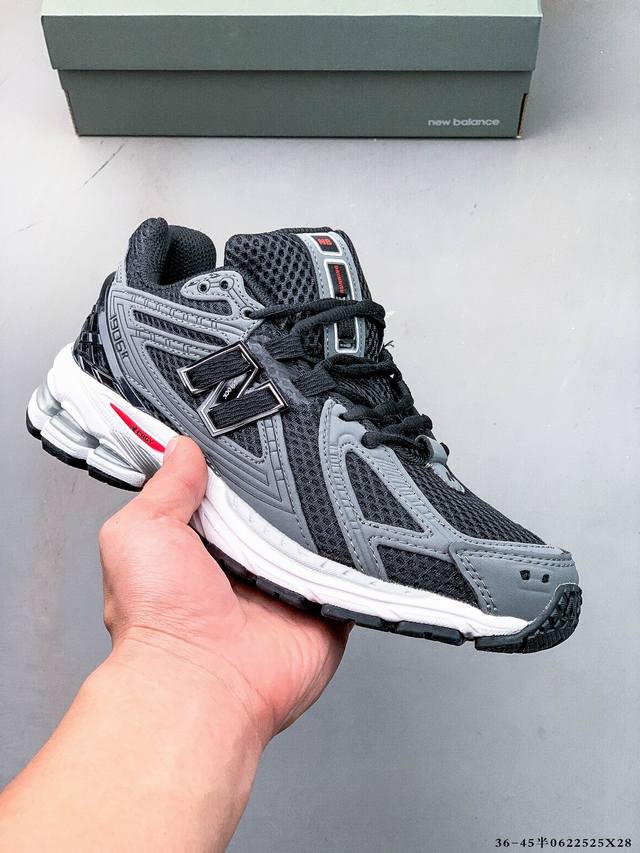 New Balance M1906Ri Nb宝藏老爹鞋款，复古元素叠加，质感超级棒，楦版型材料细节做工精细，货如实拍图 作为Nb最经典的档案鞋型之一，与 2一样