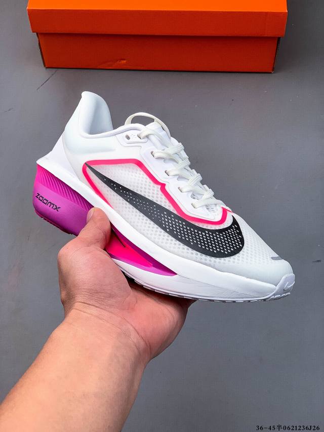公司级！耐克Nike Zoom Fly 6 竞速飞行6代系列低帮轻质缓震透气休闲运动跑步鞋 Nike旗下主打竞速训练的Zoom Fly 6突然官宣，让不少跑步玩