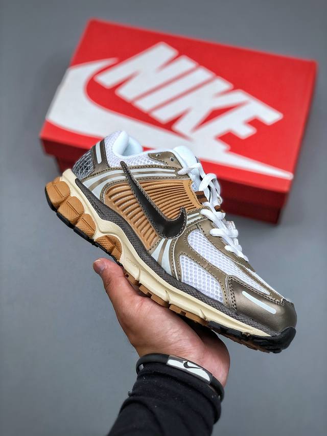 耐克Nike Zoom Vomero 5 马拉松复古跑五代休闲运动慢跑鞋货号:Fj4151-006 码数:36 36.5 37.5 38 38.5 39 40
