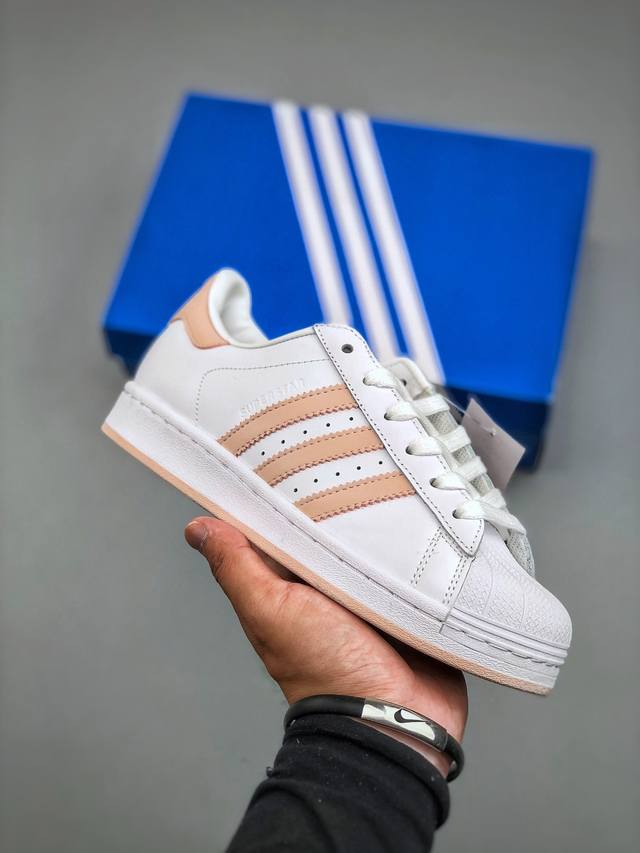 Adidas Superstar Jh7056 贝壳头休闲板鞋尺码：35 36 36.5 37 38 38.5 39 40