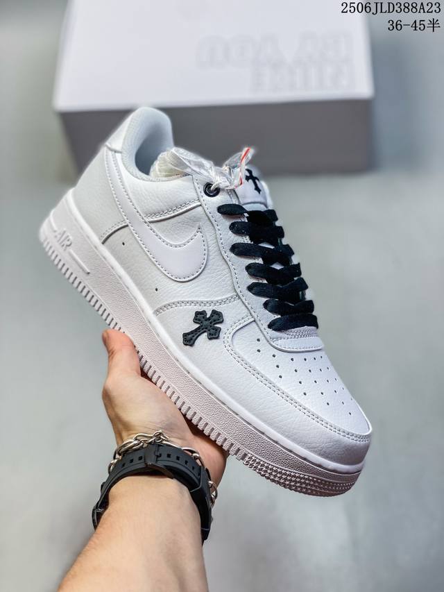 公司级带着半码 Nike Air Force1 07 Low 定制空军 原楦头原纸板 打造纯正空军版型 专注外贸渠道 全掌内置蜂窝气垫 原盒配件 原厂中底钢印、