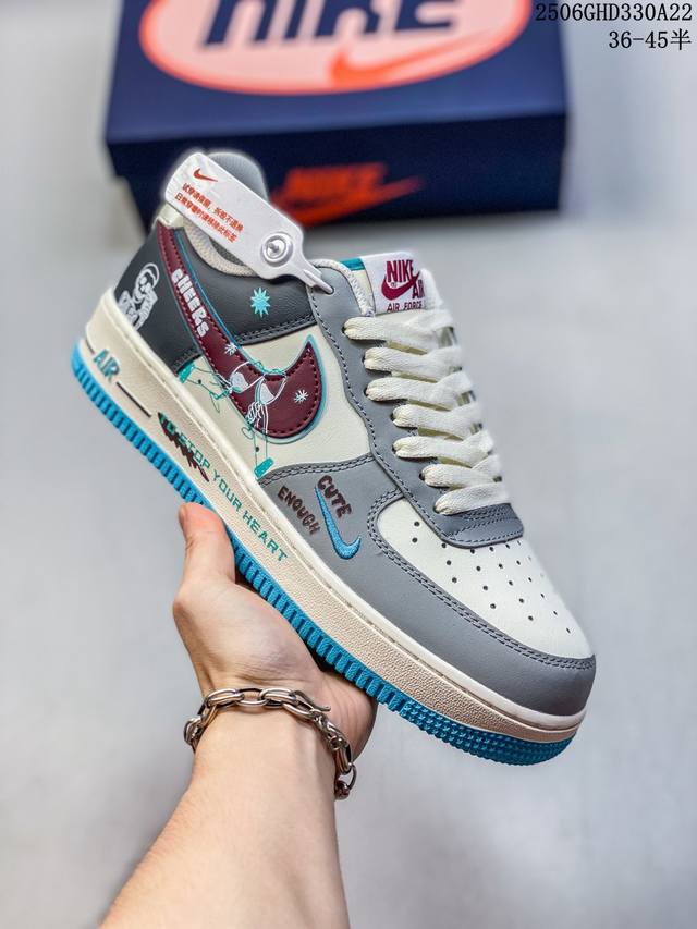 公司级带着半码 Nike Air Force1 07 Low 定制空军 原楦头原纸板 打造纯正空军版型 专注外贸渠道 全掌内置蜂窝气垫 原盒配件 原厂中底钢印、