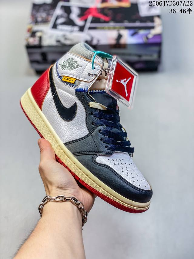 公司级 耐克 男女同款运动板鞋 Nike Air Jordan 1 Retro High Og 乔丹一代Aj1 乔1 Aj1 篮球鞋复刻运动鞋。皮面高帮板鞋的设