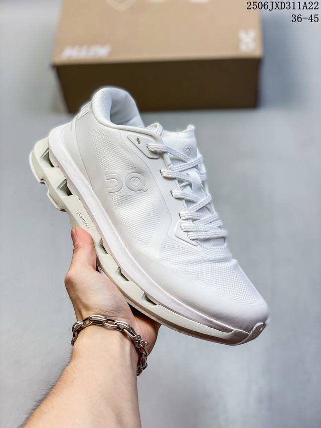 Kith X On昂跑 Cloudzone 舒适百搭防滑耐磨 低帮 休闲跑步鞋 男女 36-45 编码：06Jxd311A22