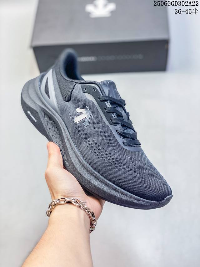公司级迪桑特Descente Run Step 舒适百搭减震耐磨轻便 低帮 休闲训练长跑城市通勤跑步鞋 货号:Sq113Rrn14 尺码:36 36.5 37.