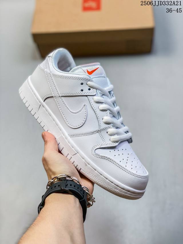 真标带半码 耐克Nike Sb Dunk Low Sb 系列扣篮系列复古低帮休闲运动滑板板鞋。采用脚感柔软舒适Zoomair气垫，有效吸 收滑板等极限运动在落地