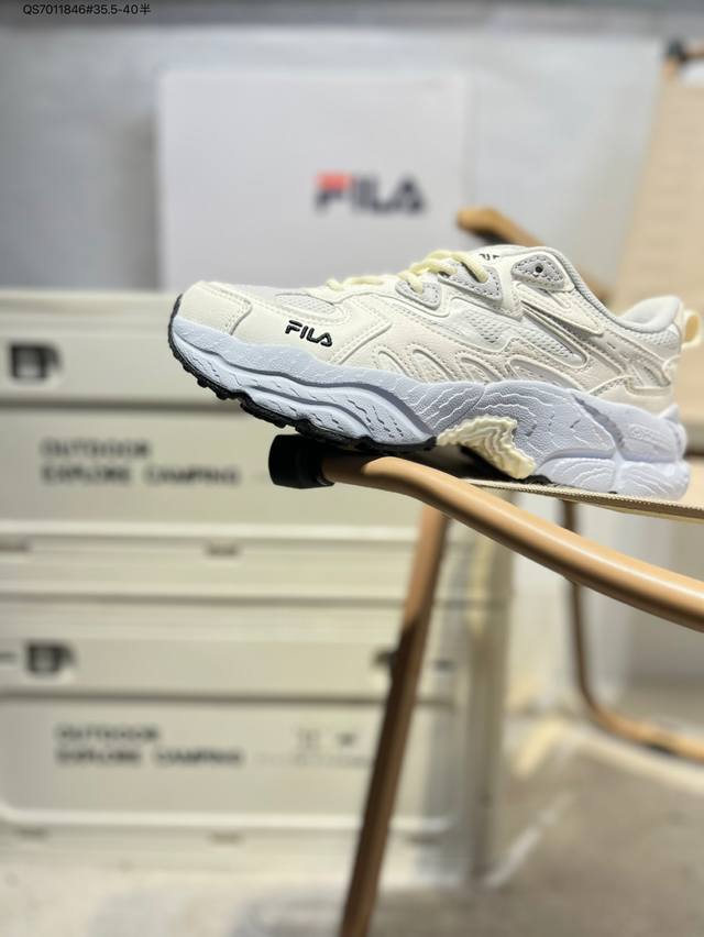 Fila Fusion 斐乐 潮牌低帮运动休闲鞋 Filafusion主要以时尚运动文化 跨界联名为主 结合当下广受欢迎的滑板街篮 棒球、骑行等时尚运动 运用拼