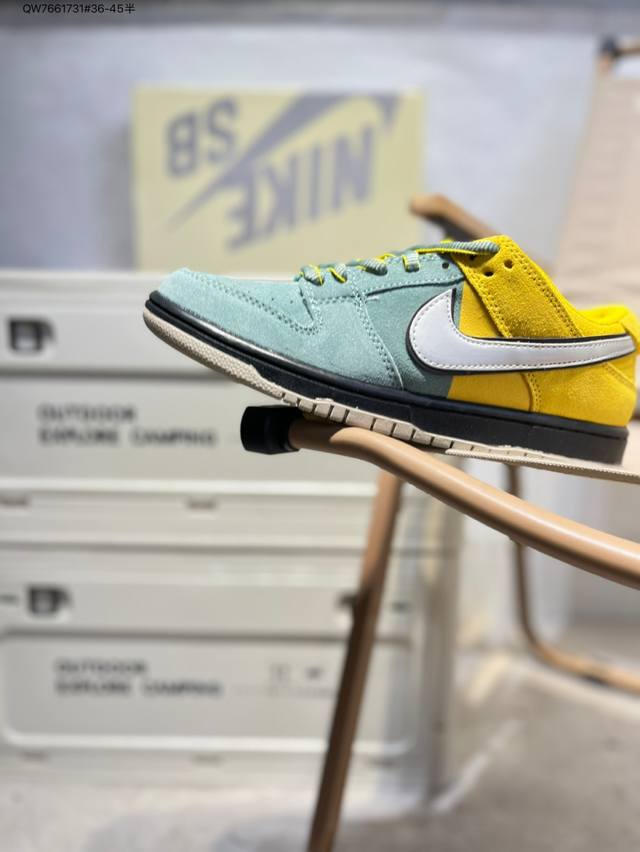耐克Nike Dunk Low 板鞋Sb系列经典百搭休闲运动板鞋加厚鞋舌的填充，使舒适性大大提升，同时也更方便穿脱中底部分则加入了脚感柔软舒适Zoomair气垫