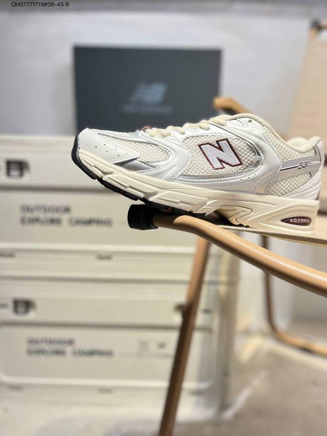新百伦 Nb530 New Balance 530 复跑古鞋Nb530这鞋双确实是Nb家经复典古款式之一，以全科新技诠释，成打功造530鞋款。鞋面保在持530基