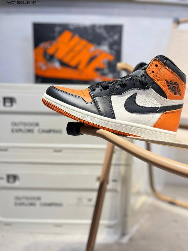 公司级头层皮# Air Jordan 1 Retor Aj1经典复古高帮百搭文化篮球鞋 采用软质纳帕头层皮革鞋面#原厂立体填充鞋舌海绵#中底注胶孔及缜密中底拉帮