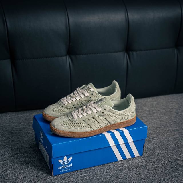 核心私 Adidas Samba Og 桑巴舞街头系列德训运动板鞋 采用固色翻毛皮组合牛剖革鞋面材质 外置正确3层组合围条加厚烟胶橡胶大底 货号：Kk3529