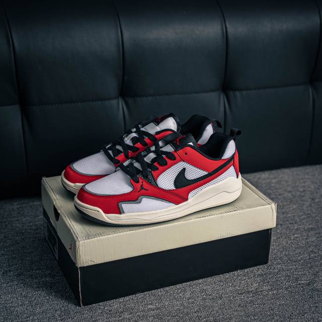 核心私 Nike耐克男女鞋Wmns Jordan Cmft Era运动训练篮球鞋 货号：Hq0507 106 尺码：36 37 38 39 40 41 42 4