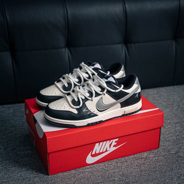 核心私 Nike Dunk 全套原楦原模倾力打造完美版型 独家原厂航空铝磨具打磨大底 鞋头坡度极致还原 无解鞋型 原盒原配 圈内天花板工艺 原厂冲刀 超高清洁度