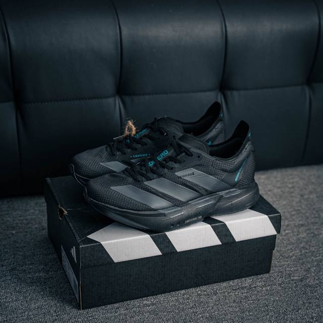 核心私 Adidas Adizero Adios Pro 4 M 阿迪透气轻盈低帮跑步鞋 货号：Hq7411 尺码：36 36.5 37 38 38.5 39