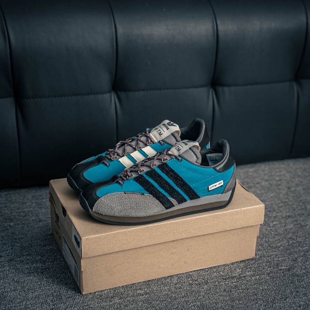 核心私 Sftm X Ad Originals Adistar Cushion 联名复古舒适防滑耐磨低帮生活休闲鞋 所见即所得 不存在货不对板色差等低级问题 选