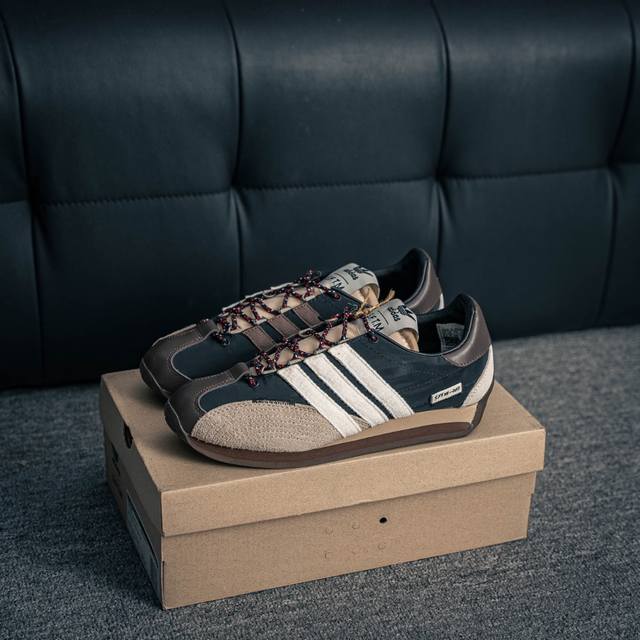 核心私 Sftm X Ad Originals Adistar Cushion 联名复古舒适防滑耐磨低帮生活休闲鞋 所见即所得 不存在货不对板色差等低级问题 选