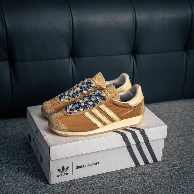 核心私 阿迪达斯 Adidas Country Og Shoes经典复古运动板鞋 T头鞋 久负盛名的复古风皮革经典运动鞋 Country Og系列鞋款于1970