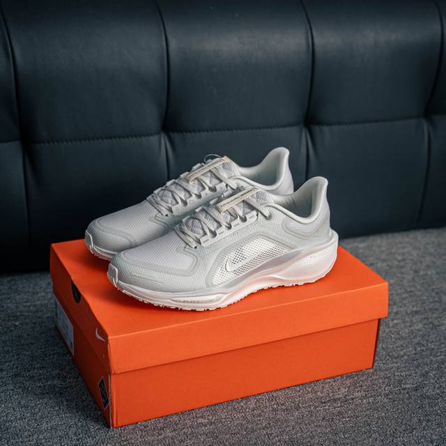 核心私 Air Zoom Pegasus 41 Gtx 超级飞马涡轮增压马拉松休闲运动慢跑鞋 货号：Fq1356 101 尺码：36 36.5 37.5 38