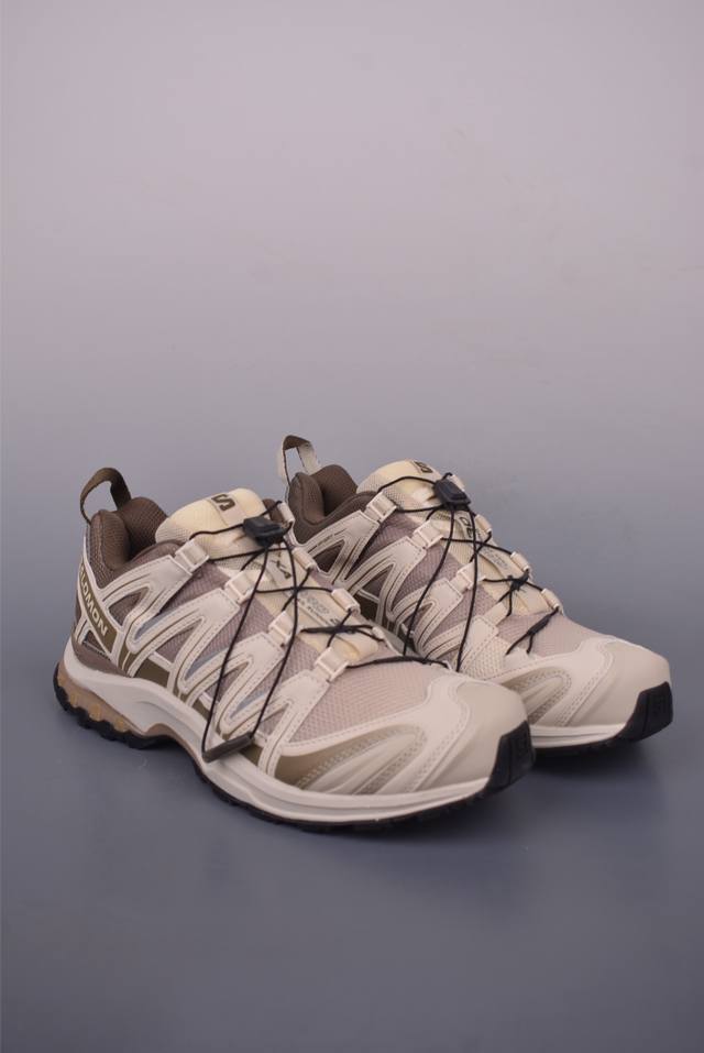 法国户外品牌-萨洛蒙 Salomon Xa Pro 3D Suede 探索者系列 纯原版本 潮流越野机能户外休闲运动跑步鞋 采用透气网布与防护皮革组合鞋面材质