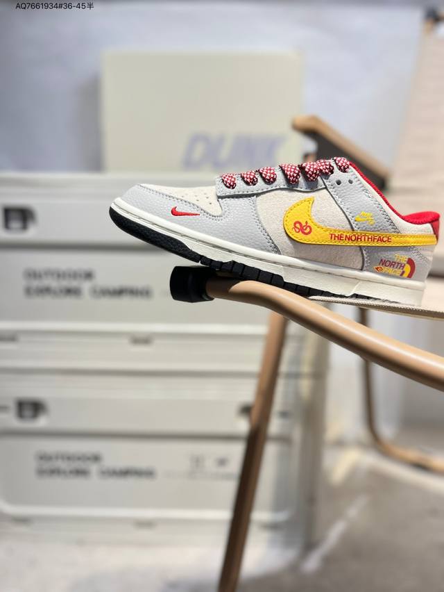 北面 X Nike Sb Dunk Low 大厂出品 极力推荐 新配色 原装头层材料 独家版型蒸餾加工 帶來的是更好的视觉和脚感体验 大厂纯原品质出货 清洁度