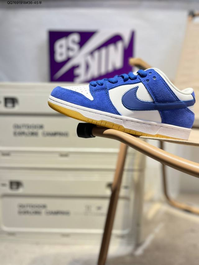 耐克Nike Dunk Low 板鞋Sb系列经典百搭休闲运动板鞋加厚鞋舌的填充，使舒适性大大提升，同时也更方便穿脱中底部分则加入了脚感柔软舒适Zoomair气垫