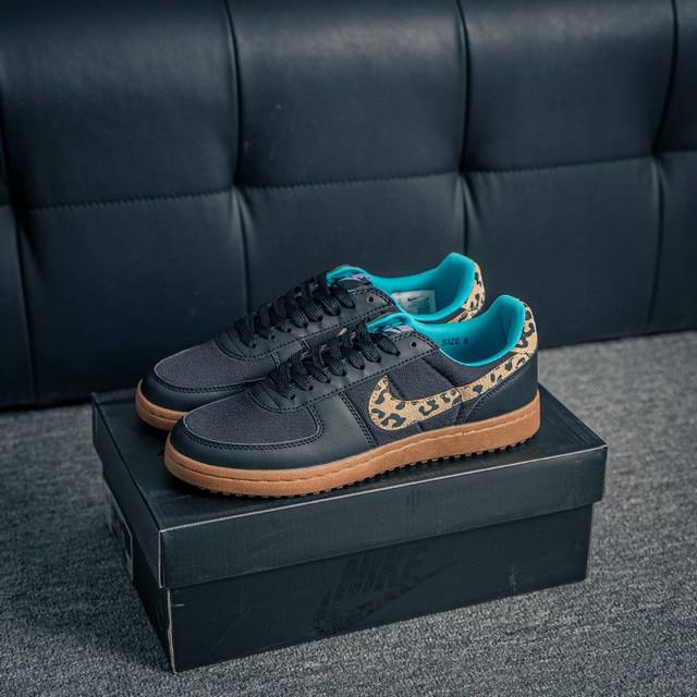 核心私 Nike Field General 低帮复古联名篮球鞋 低帮复古联名篮球鞋引领潮流的Union La再次大胆挑战设计界限 倾力重塑 注入多元且极具辨识